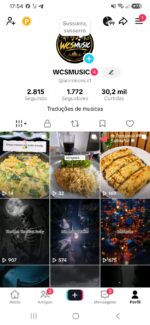 Vende-se duas contas do tiktok uma com 1.772 se guidor3s e outra com 1550 segiodores